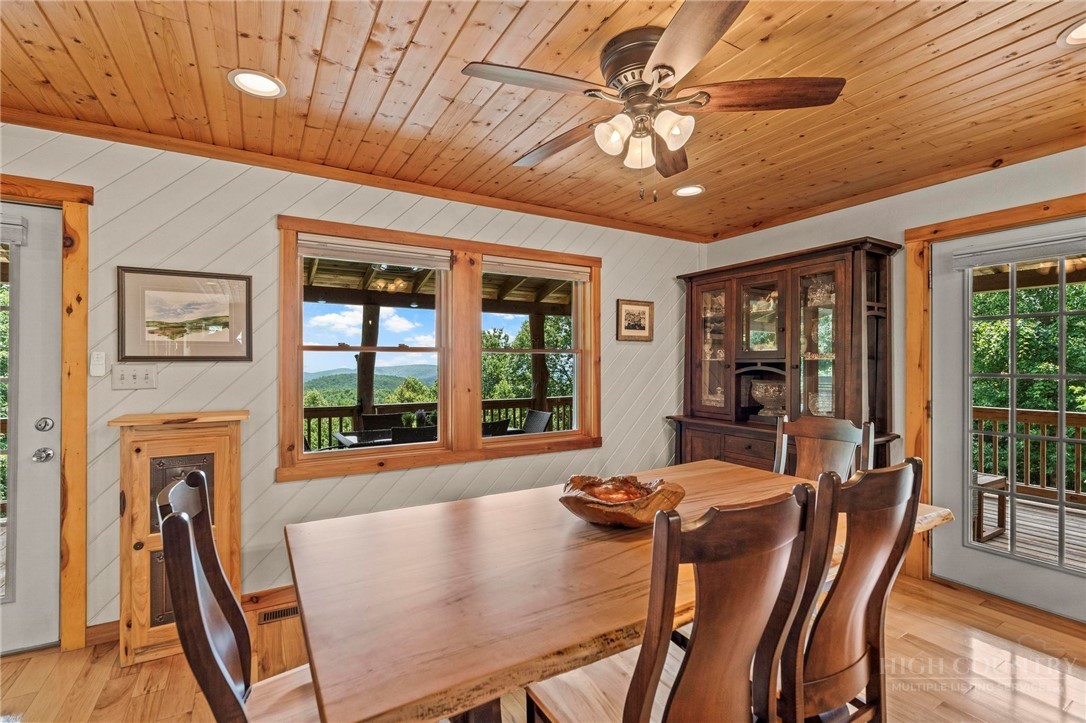 374 Tinys Mountain Drive Property Photo 10