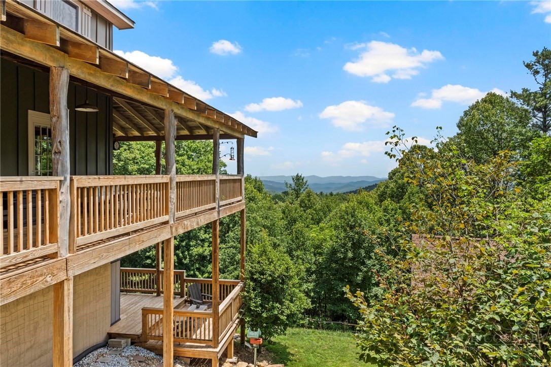 374 Tinys Mountain Drive Property Photo 33