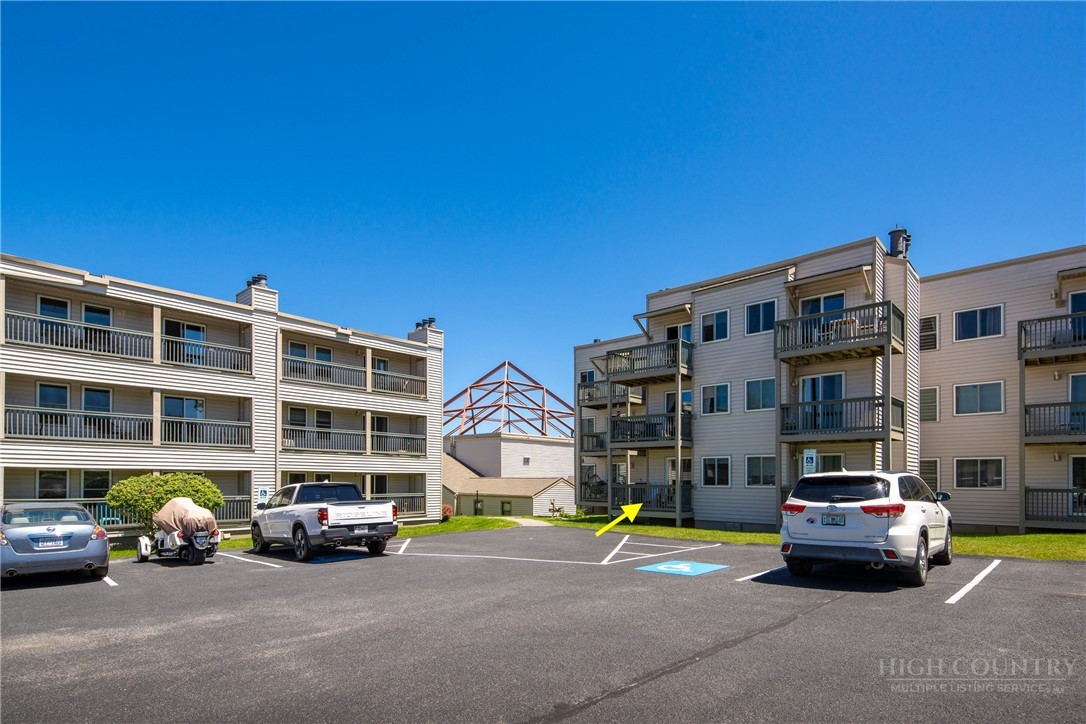 301 Pinnacle Inn Road 1110 Property Photo 29