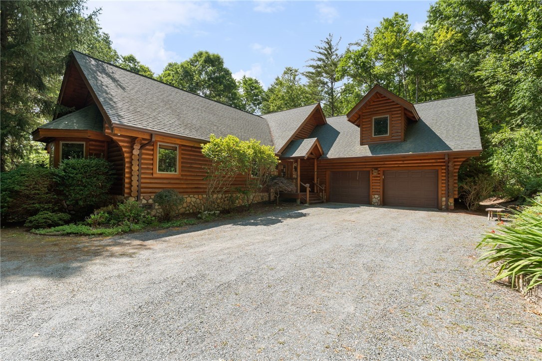 180 New River Trail Property Photo 1