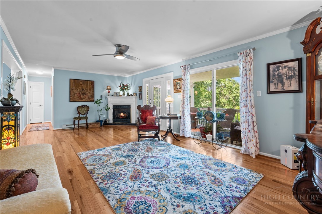 9081 Pittmans Gap Road Property Photo 11