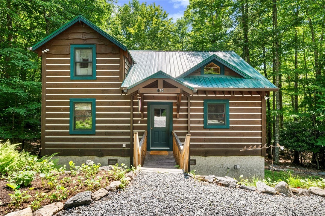 135 Teaberry Trail Property Photo 1