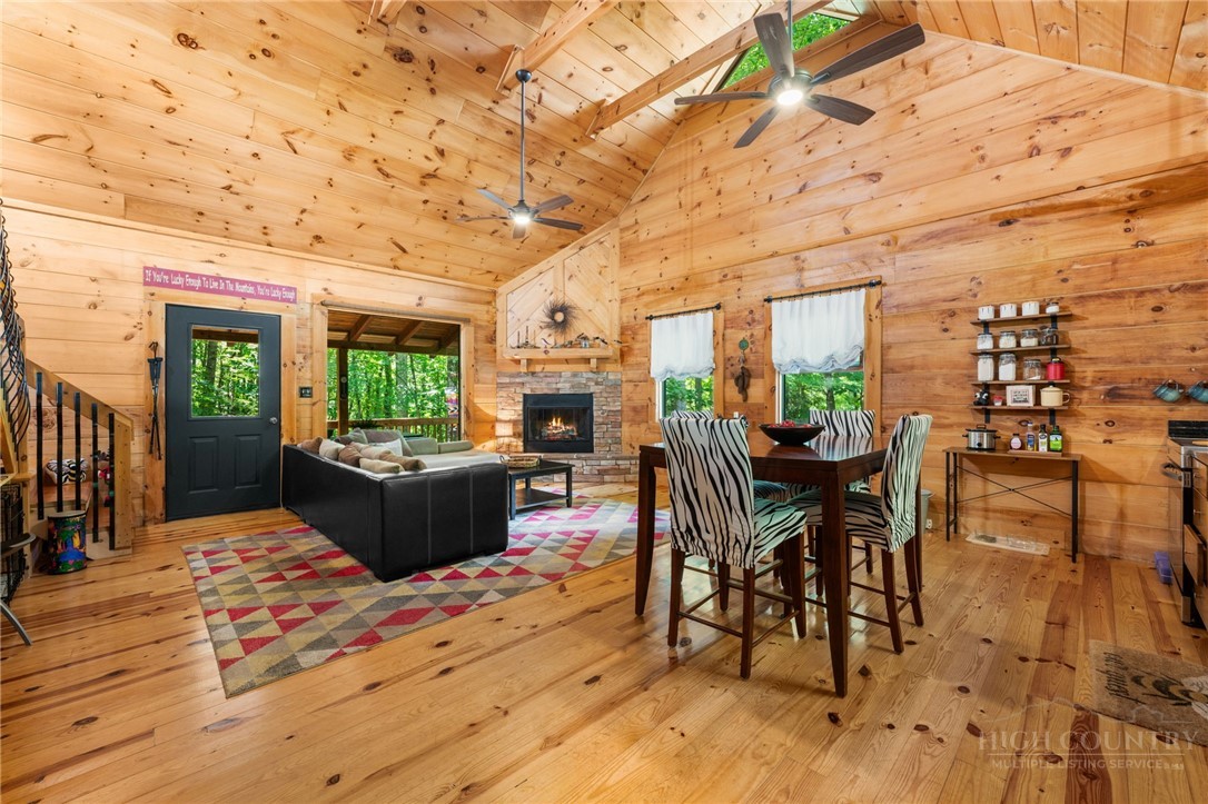 135 Teaberry Trail Property Photo 3