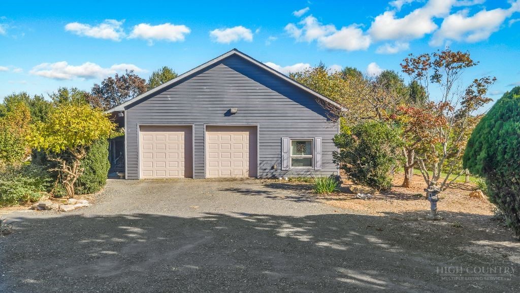 853 Cox Road Property Photo 38