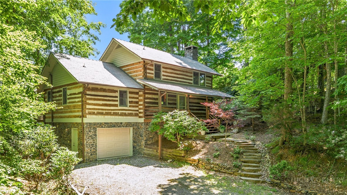 381 Yellow Bear Road Property Photo 1