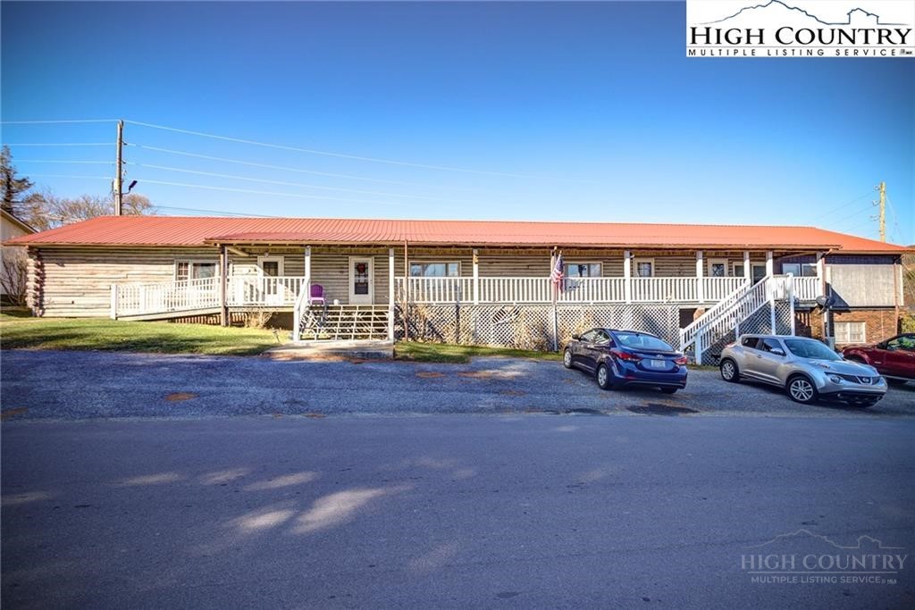 71 E Cheek Street Property Photo 1