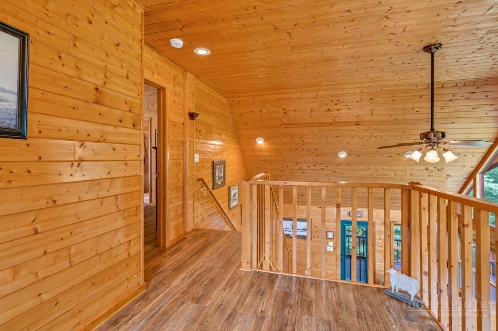 466 Rachel Way Property Photo 35