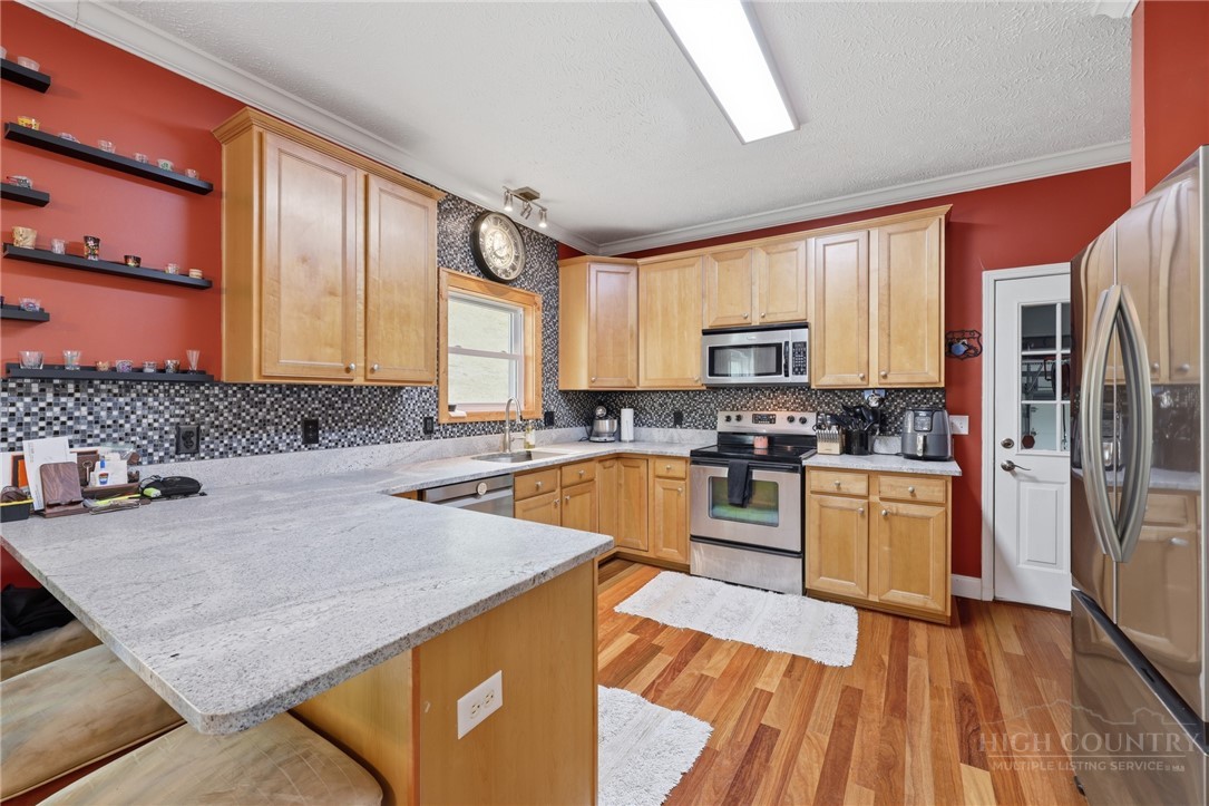 384 Clear Branch Drive Property Photo 10