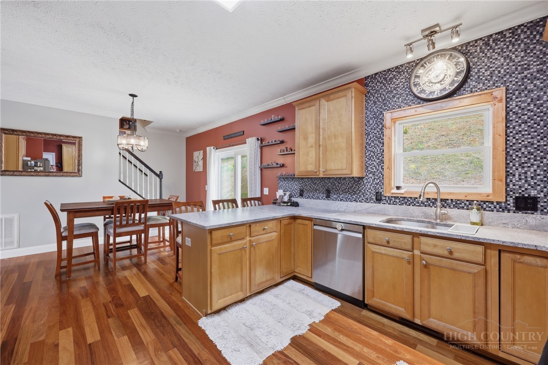 384 Clear Branch Drive Property Photo 12