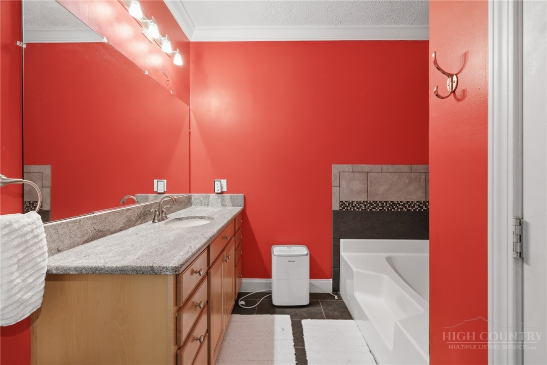 384 Clear Branch Drive Property Photo 16