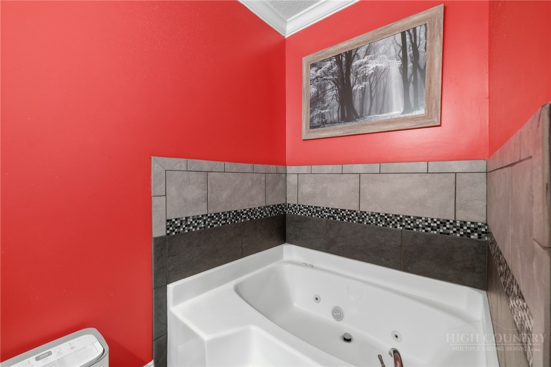 384 Clear Branch Drive Property Photo 17