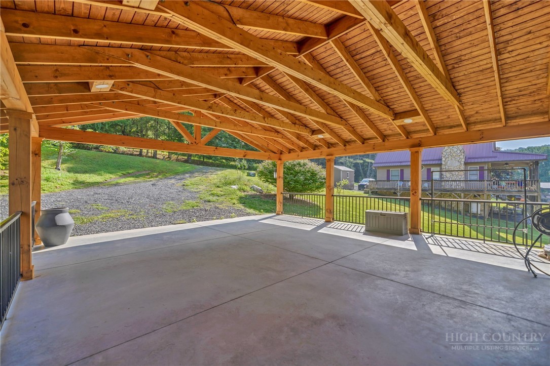309 Flint River Drive Property Photo 9