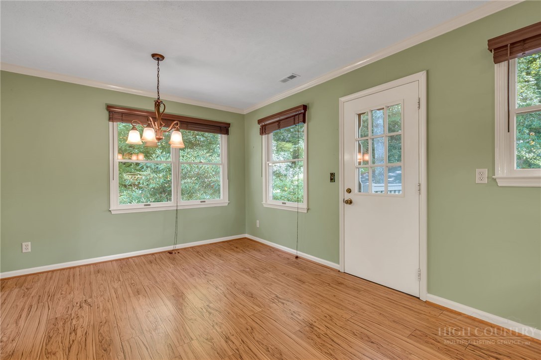 150 Village Green F-6 Property Photo 29
