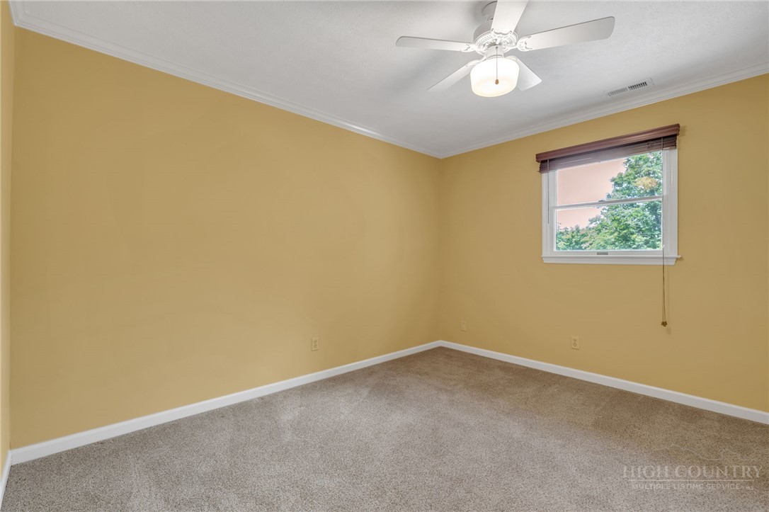 150 Village Green F-6 Property Photo 33