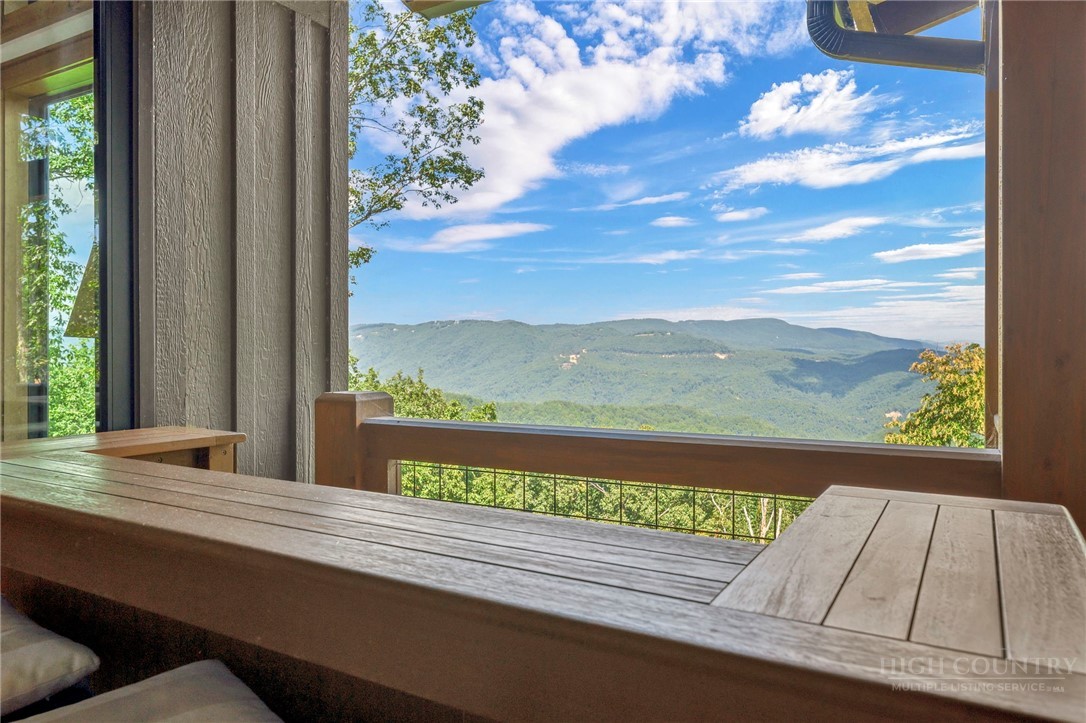 695 Goldenrod Road Property Photo 13