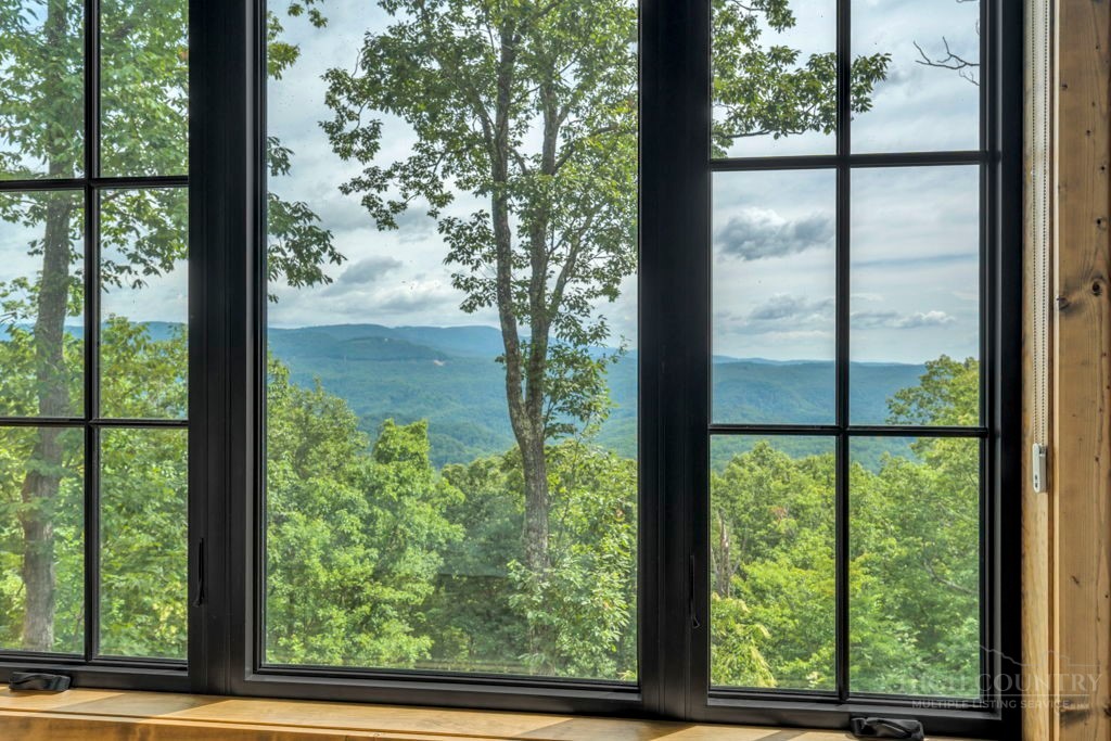 695 Goldenrod Road Property Photo 19