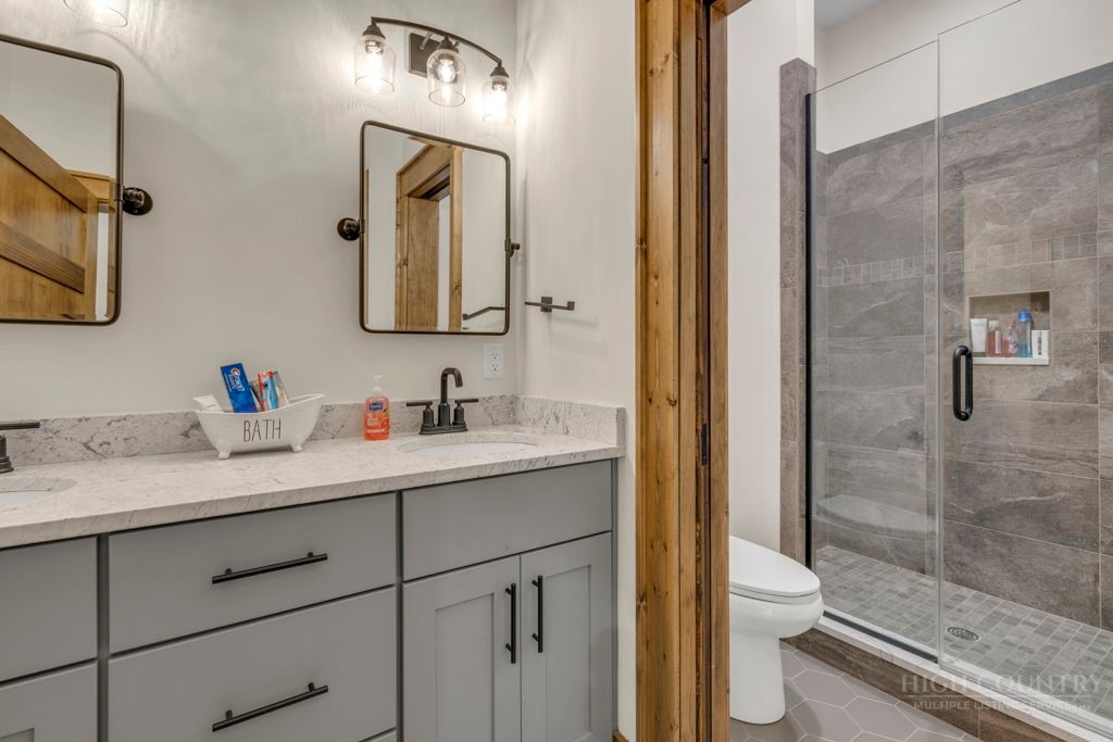 695 Goldenrod Road Property Photo 31
