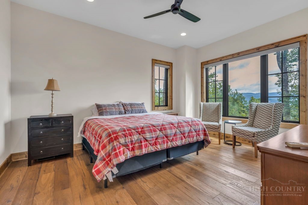 695 Goldenrod Road Property Photo 32