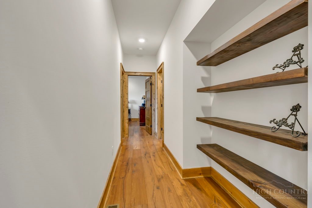 695 Goldenrod Road Property Photo 36