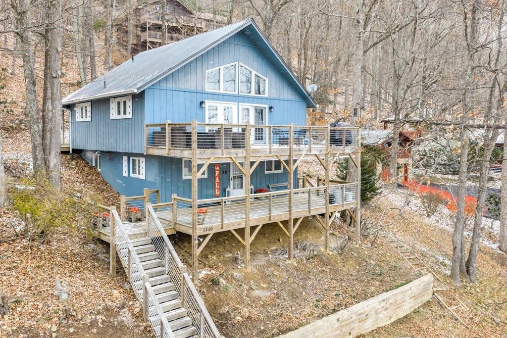 1340 Skyland Drive Property Photo 1