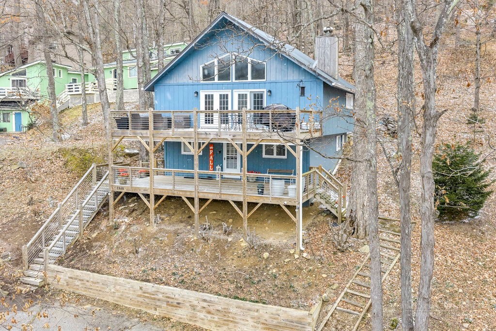 1340 Skyland Drive Property Photo 6