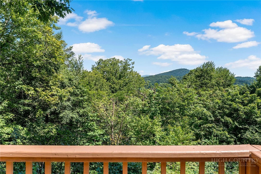 159 Oak Leaf Trail Property Photo 33