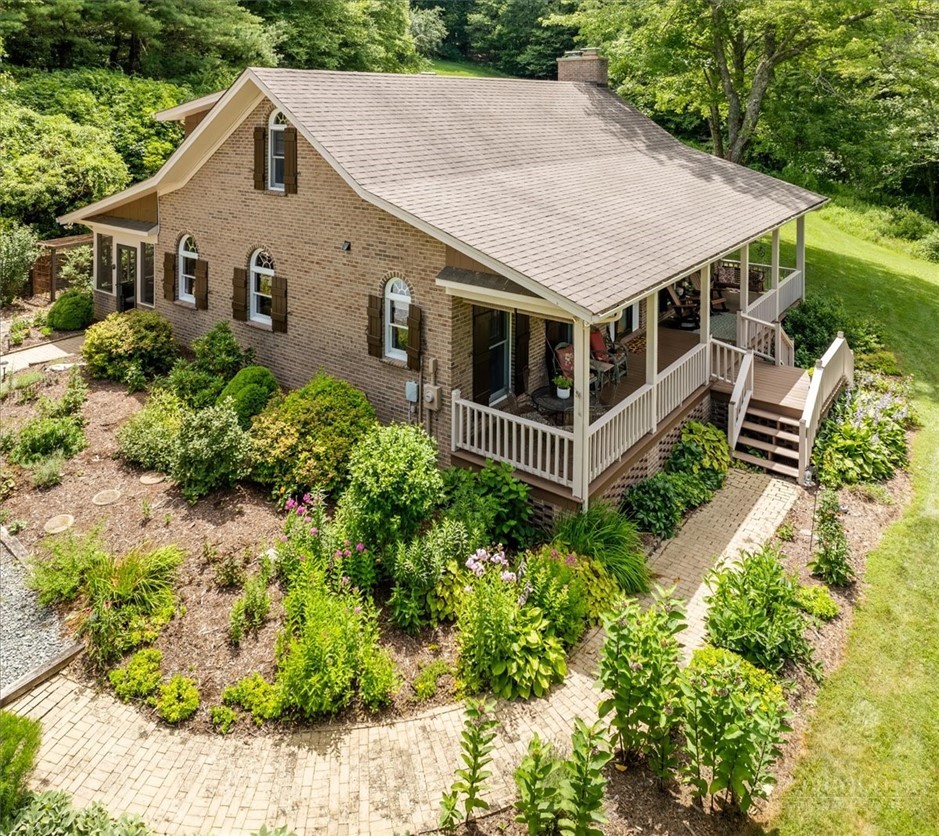 1243 Meadowfork Road Property Photo 1