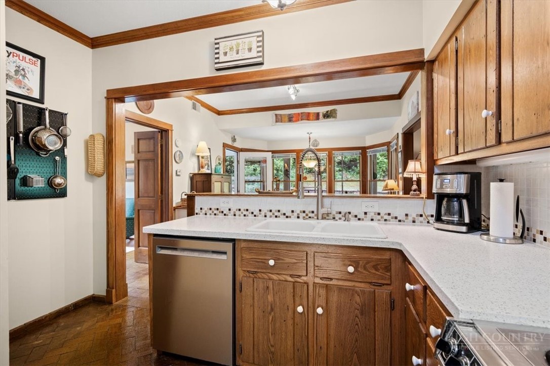 1243 Meadowfork Road Property Photo 15