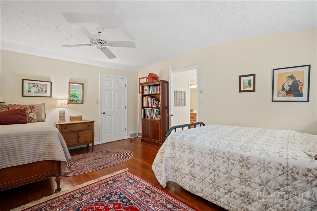 1243 Meadowfork Road Property Photo 28