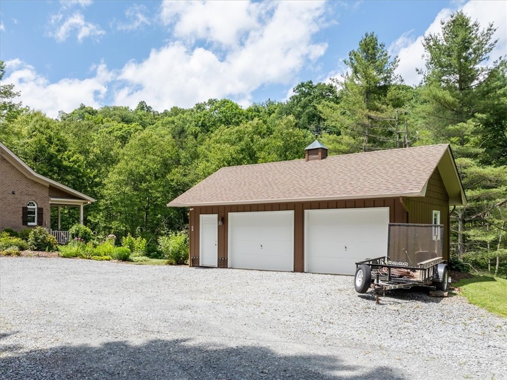 1243 Meadowfork Road Property Photo 38