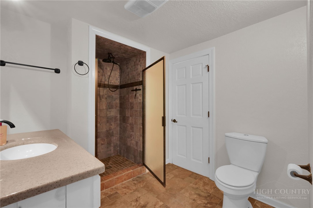 188 Holly Lane Property Photo 35