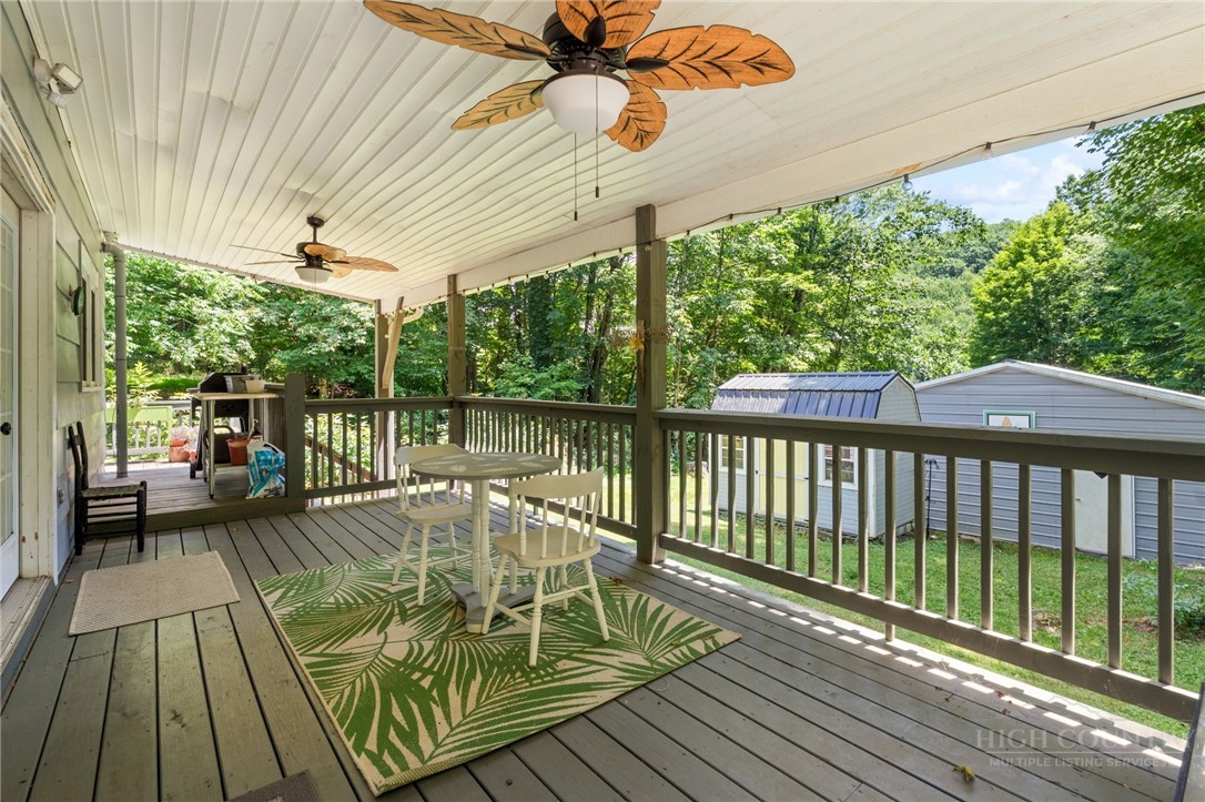 129 Troys Trail Property Photo 26