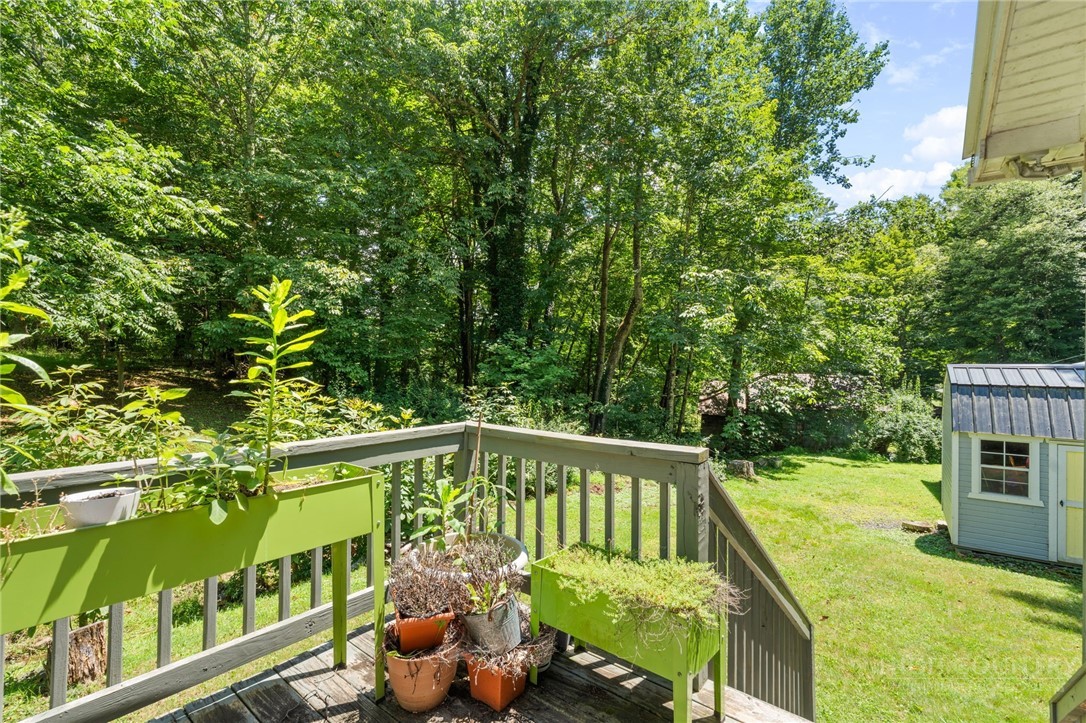 129 Troys Trail Property Photo 28