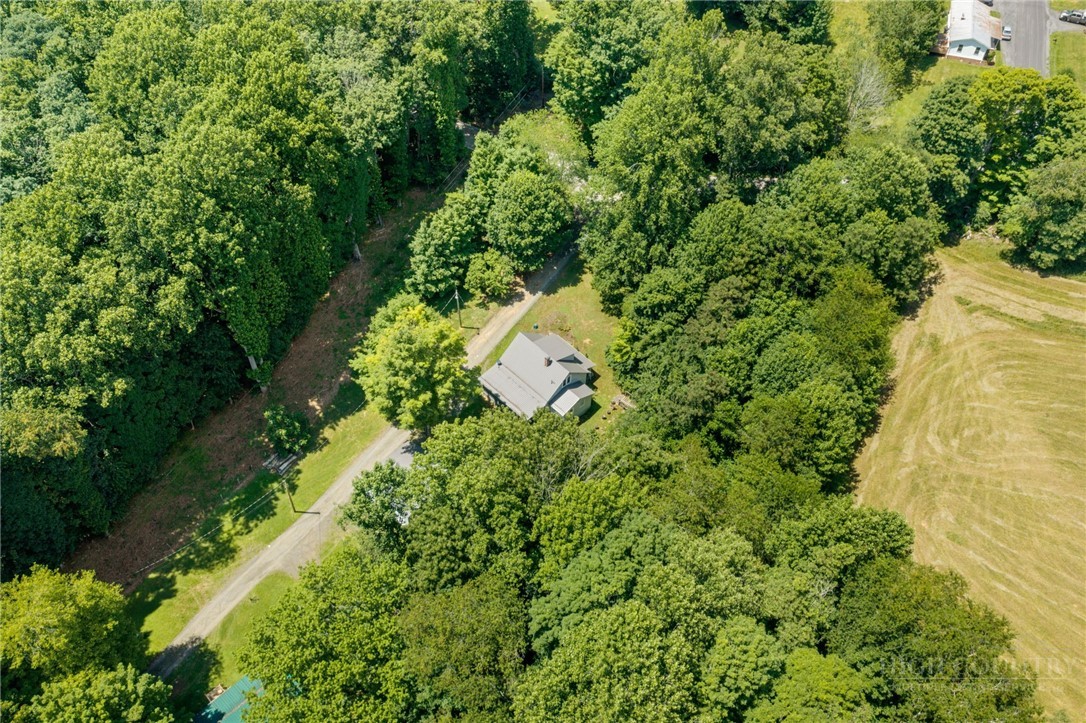 129 Troys Trail Property Photo 42