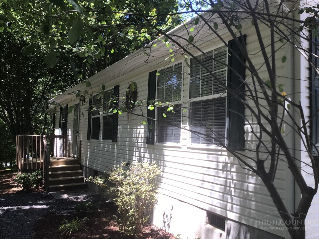301 Tailor Made Ranch Road Property Photo 8