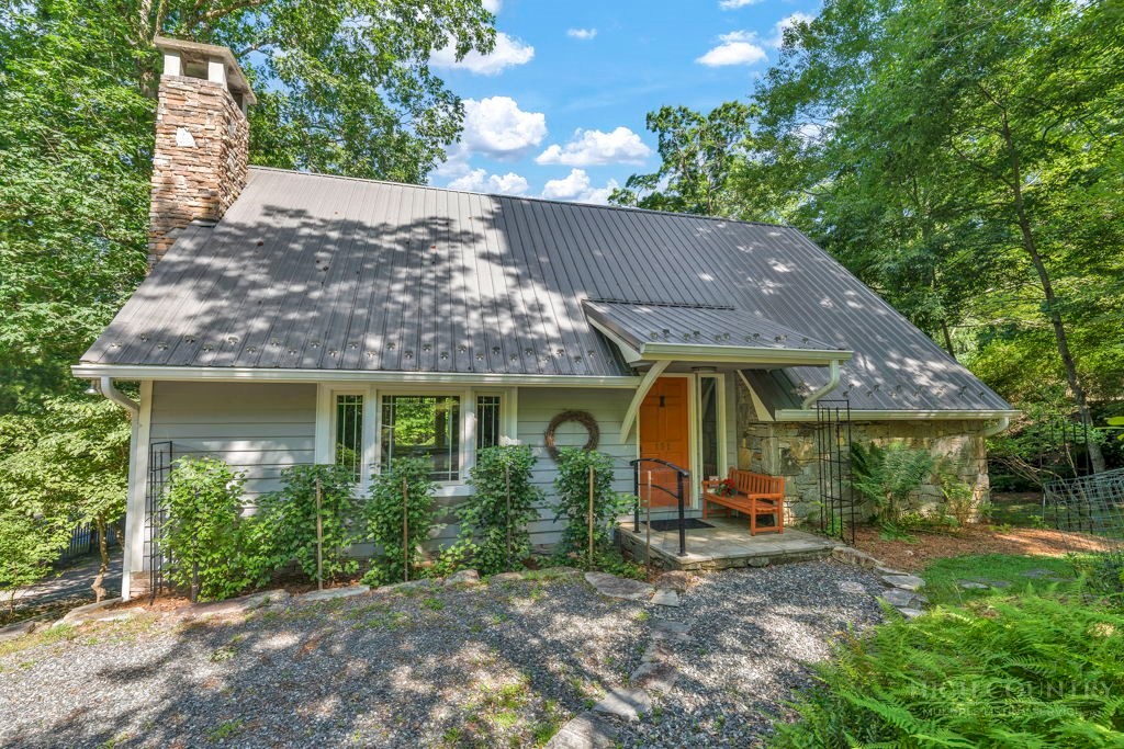 151 Edgewood Drive Property Photo 1