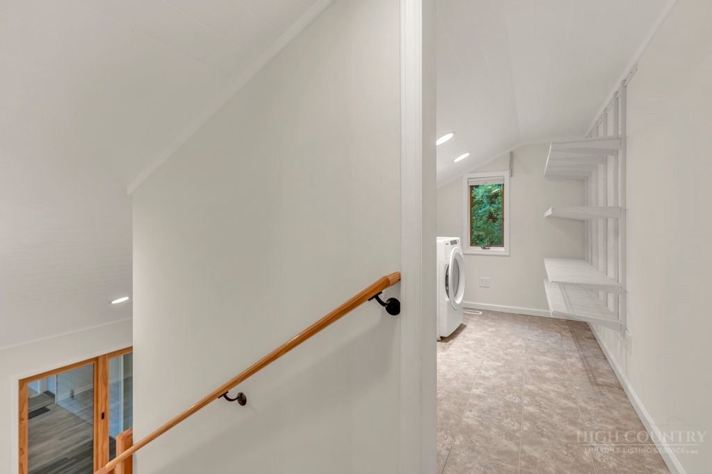 151 Edgewood Drive Property Photo 18
