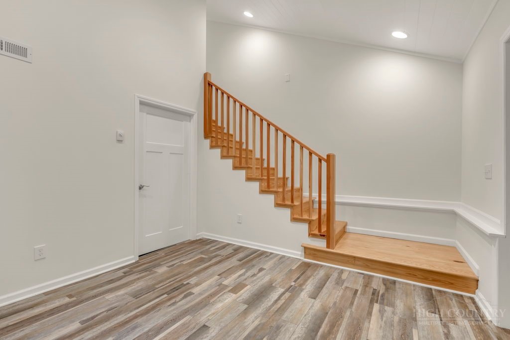 151 Edgewood Drive Property Photo 19