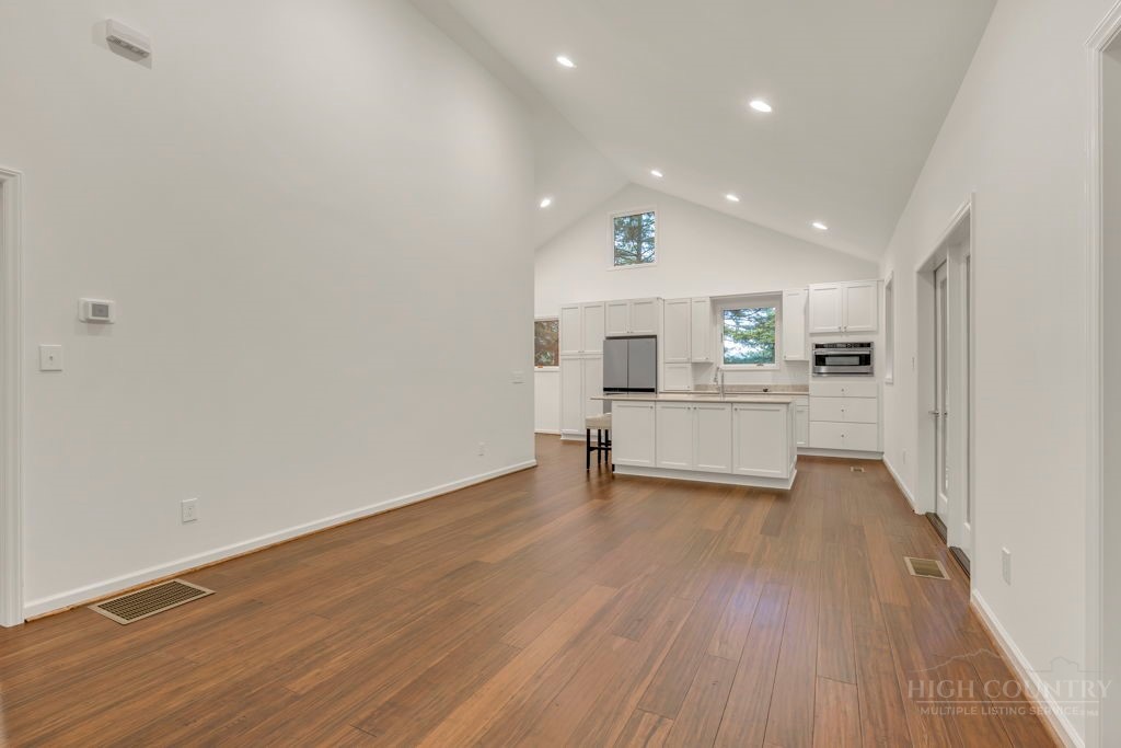 151 Edgewood Drive Property Photo 27