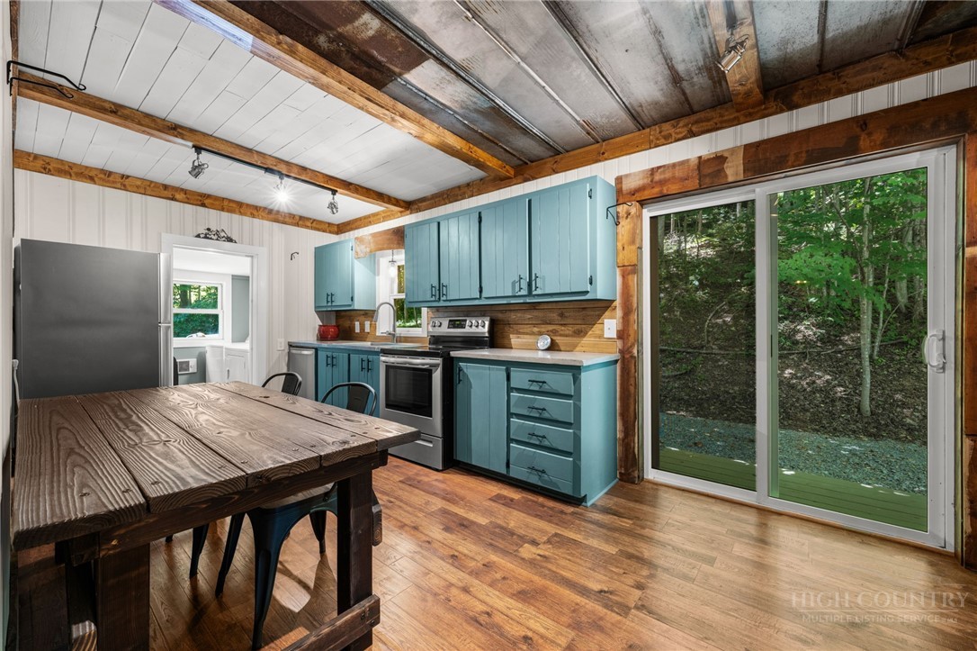 5269 Flat Springs Road Property Photo 14