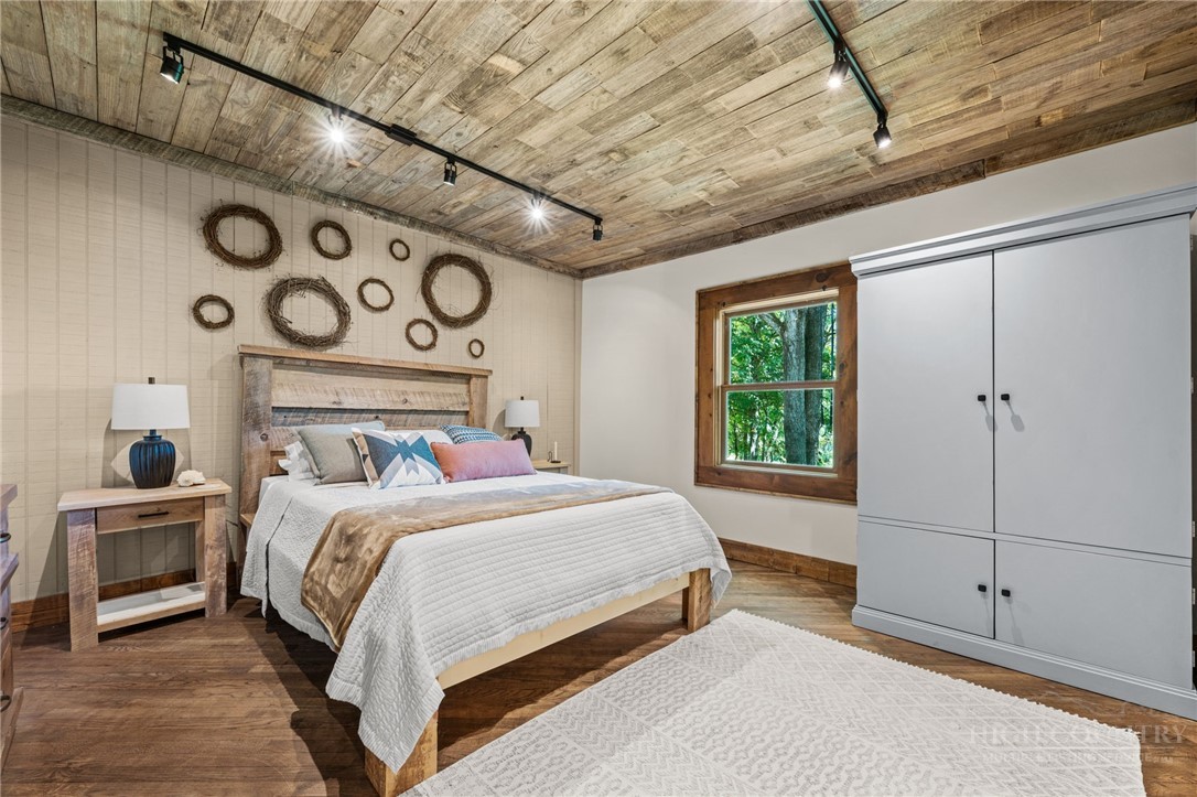 5269 Flat Springs Road Property Photo 16