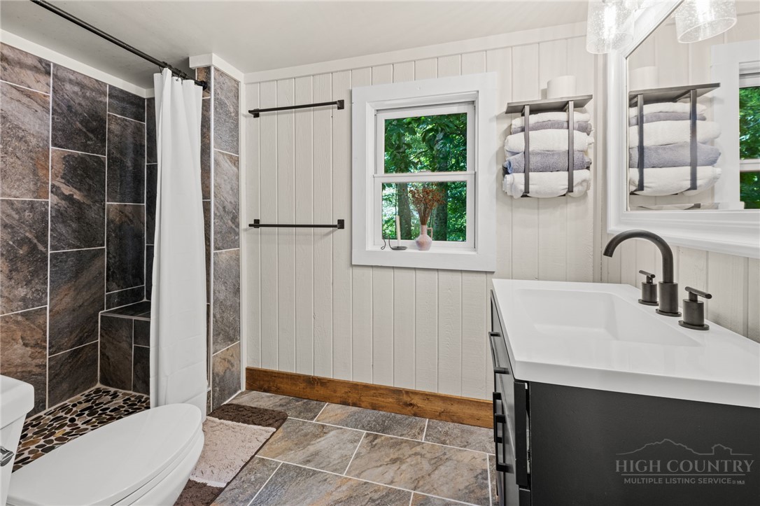 5269 Flat Springs Road Property Photo 20