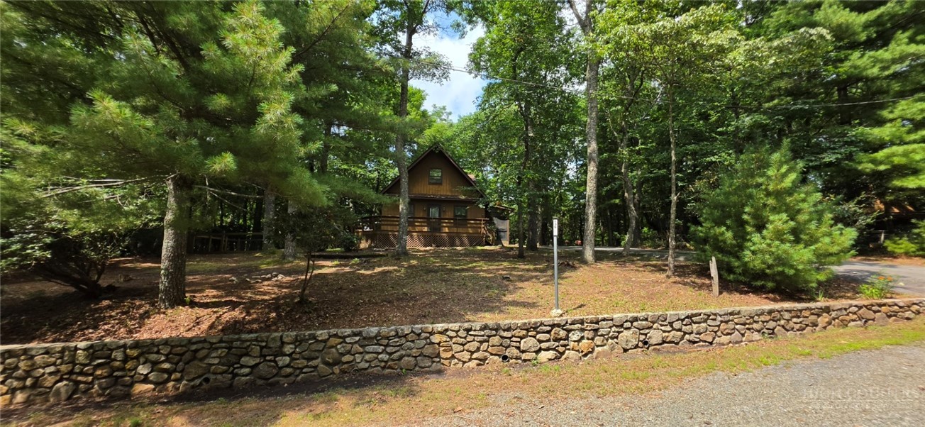 139 Little Creek Lane