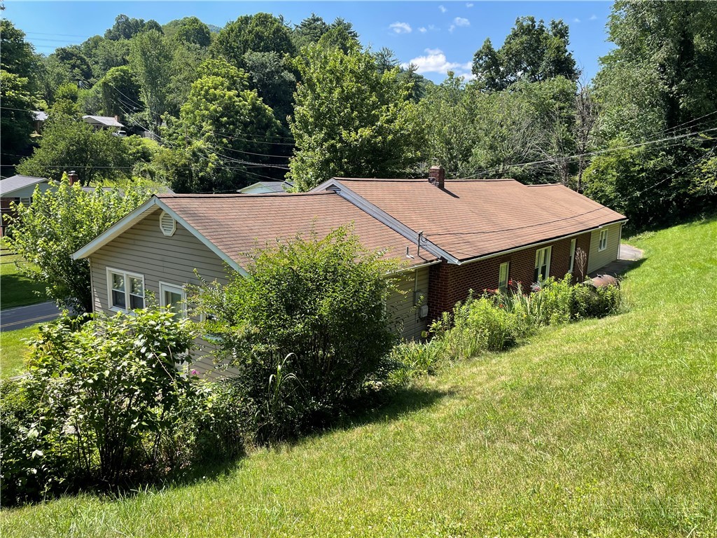 450 Jefferson Road Property Photo 3