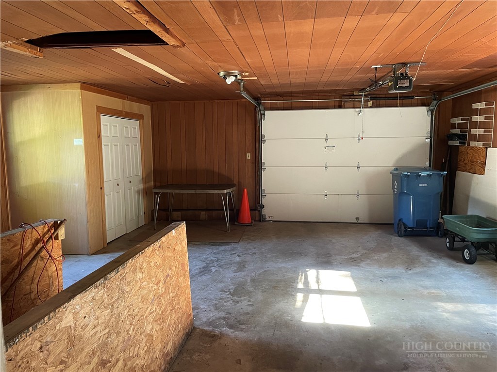 450 Jefferson Road Property Photo 15