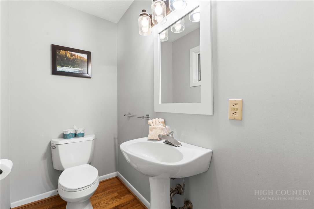 126 Rock Ledge Lane Property Photo 26