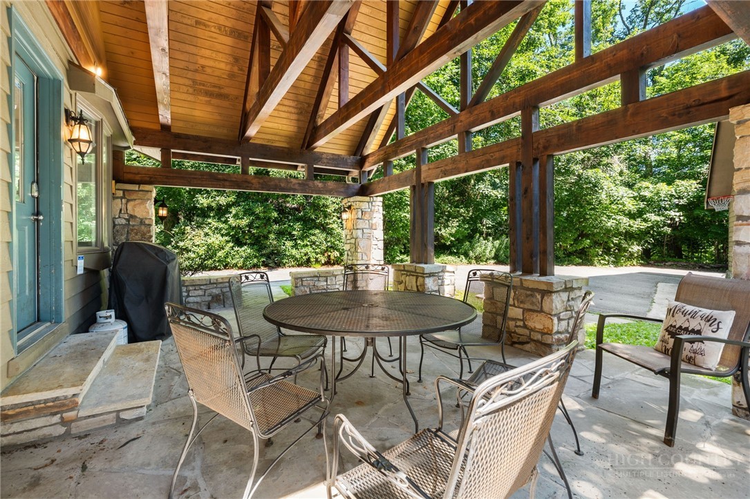126 Rock Ledge Lane Property Photo 38