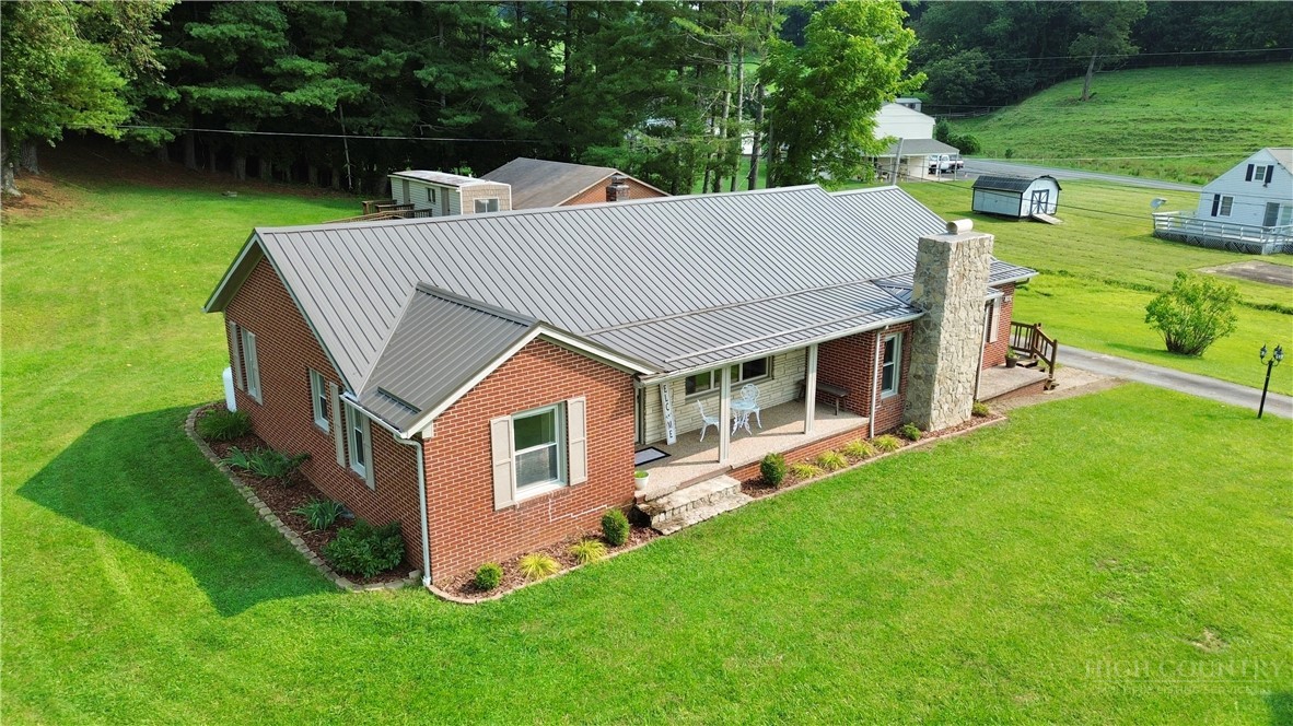 292 Buck Mountain Road Property Photo 2