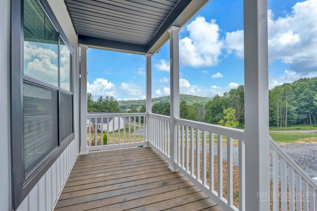 426 Fieldstone Way Way Property Photo 8