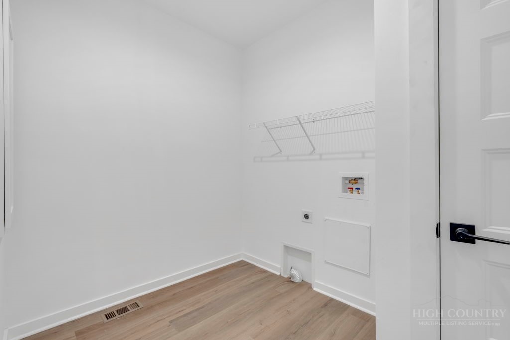 426 Fieldstone Way Way Property Photo 23